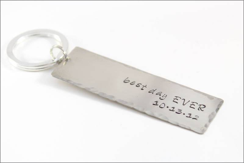 Personalisierte Hochzeit Datum Schlüsselanhänger | Bester Tag Aller Zeiten Schlüsselanhänger, Jahrestagsgeschenke Für Sie, Individuelle Ehemann von akaoriginals