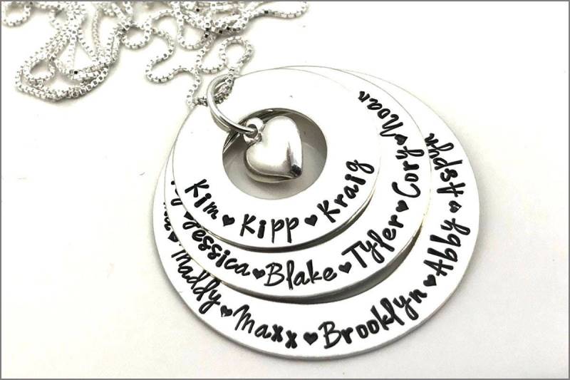 Personalisierte Sterling Silber Oma Halskette Gestempelt Name Waschmaschinen, Puffy Herz von akaoriginals