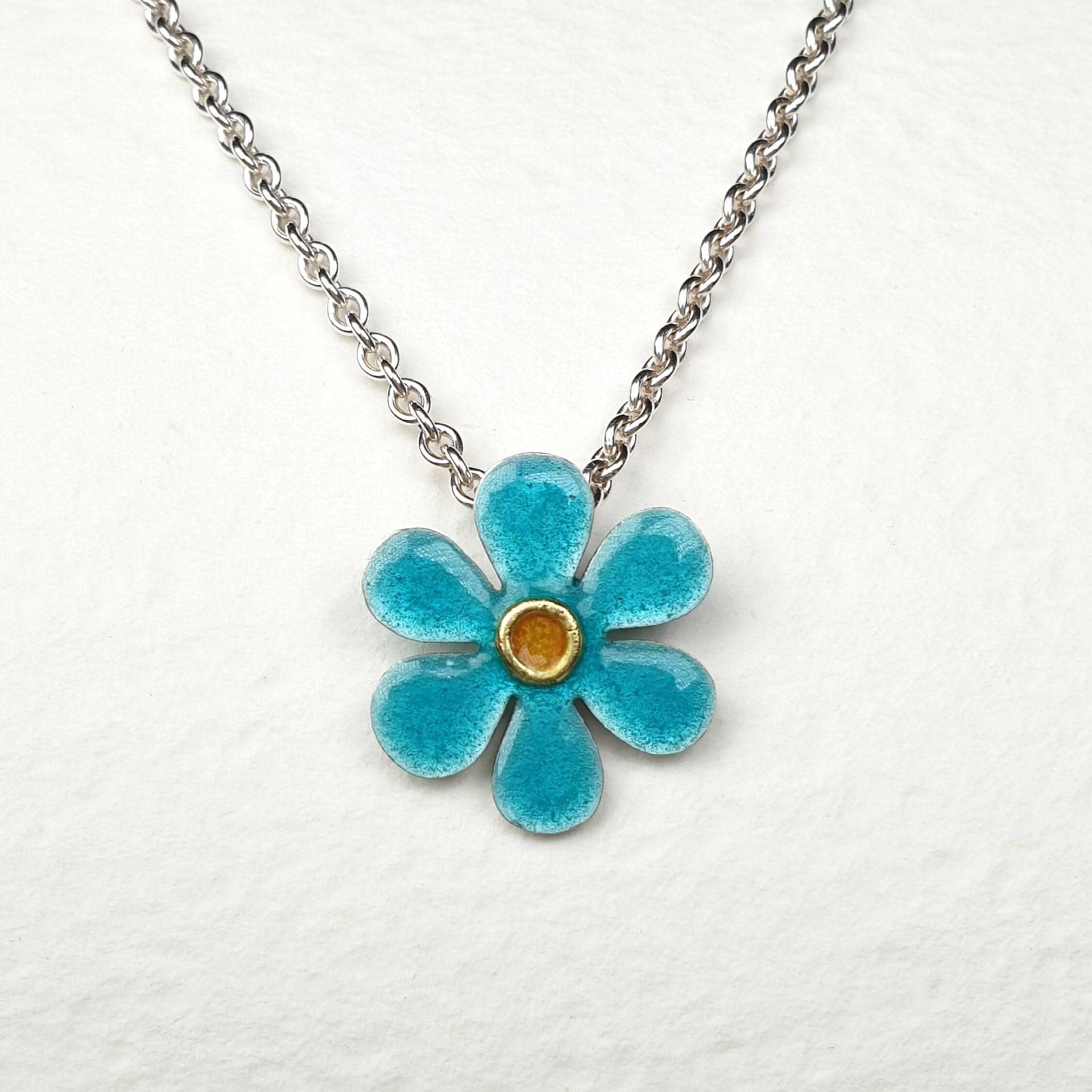 Türkiser Emaille Anhänger 925 Silber 900 Gold, Türkise Und Gelbe Blüte Mit Ankerkettchen von akashaaurum