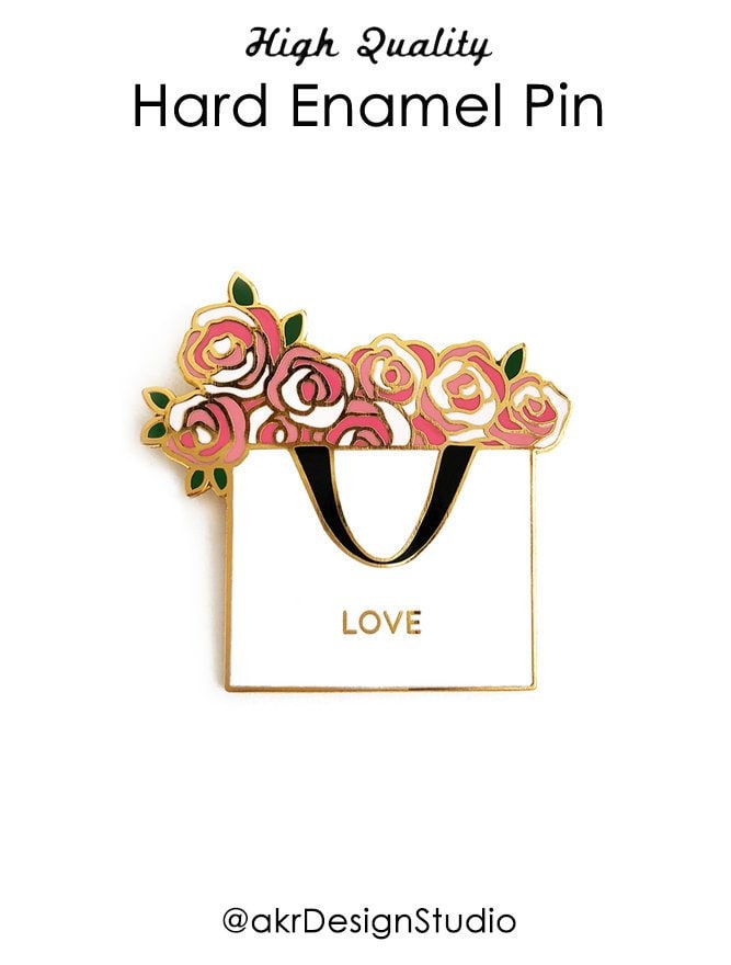 Liebe Emaille Pin/ Rosa Blumen Pin/Geschenk Für Frauen Weihnachtsgeschenk Beste Freundin Mode Valentine Kawaii Liebe Emaille Pin/ Rosa Blumen Pin/Geschenk Für Frauen Weihnachtsgeschenk Beste Freundin Mode Valentine Kawaii von akrDesignStudio