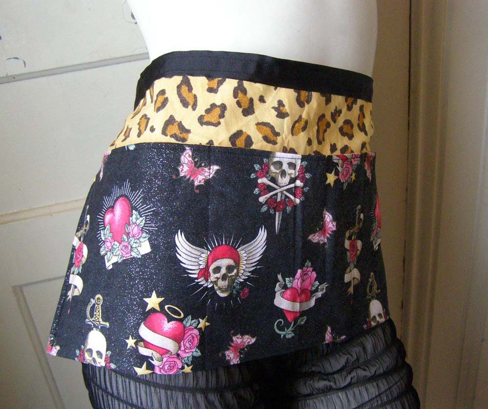 Tattoo Schädel Herz Leopard Handwerk Hersteller Ernte Tasche Schürze Handmade To Order von alittlegeekybags