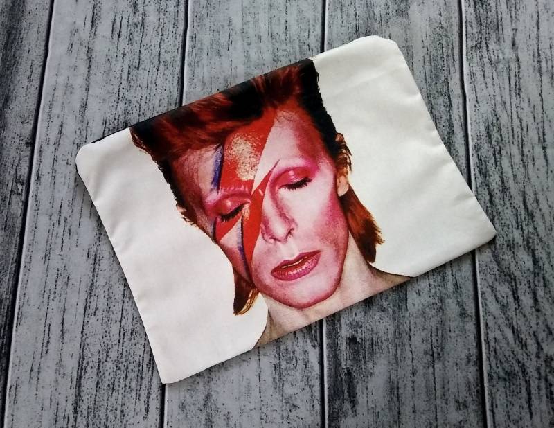 Ziggy Stardust Bowie Inspiriert Poly Mesh Reißverschluss Beutel Kosmetik Make-Up Tasche Auf Bestellung Handgefertigt von alittlegeekybags
