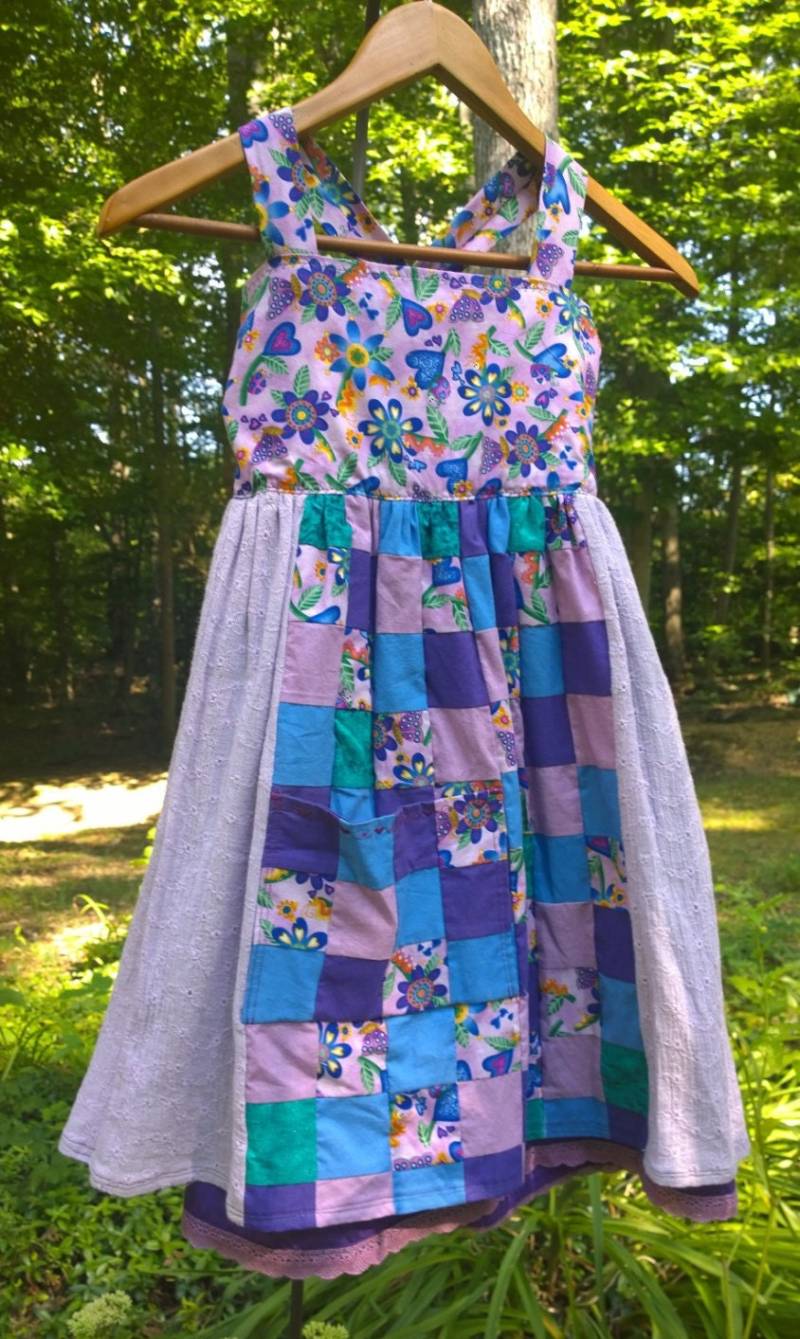 Sommer Sweet Pea Kleid > Patchwork Kleines Mädchen 7-9 von allearthlings