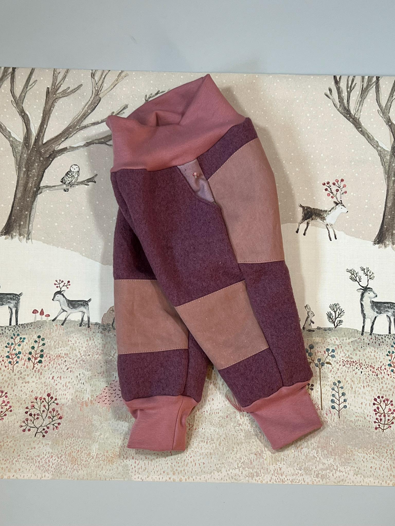 Wollwalk Outdoorhose Mit Knie Und Po Nässeschutz Aus Extrem Robustem Canvas Gr. 74-128 Wollwalk Outdoorhose Mit Knie Und Po Nässeschutz Aus Extrem Robustem Canvas Gr. 74-128 von allerhandarbeit