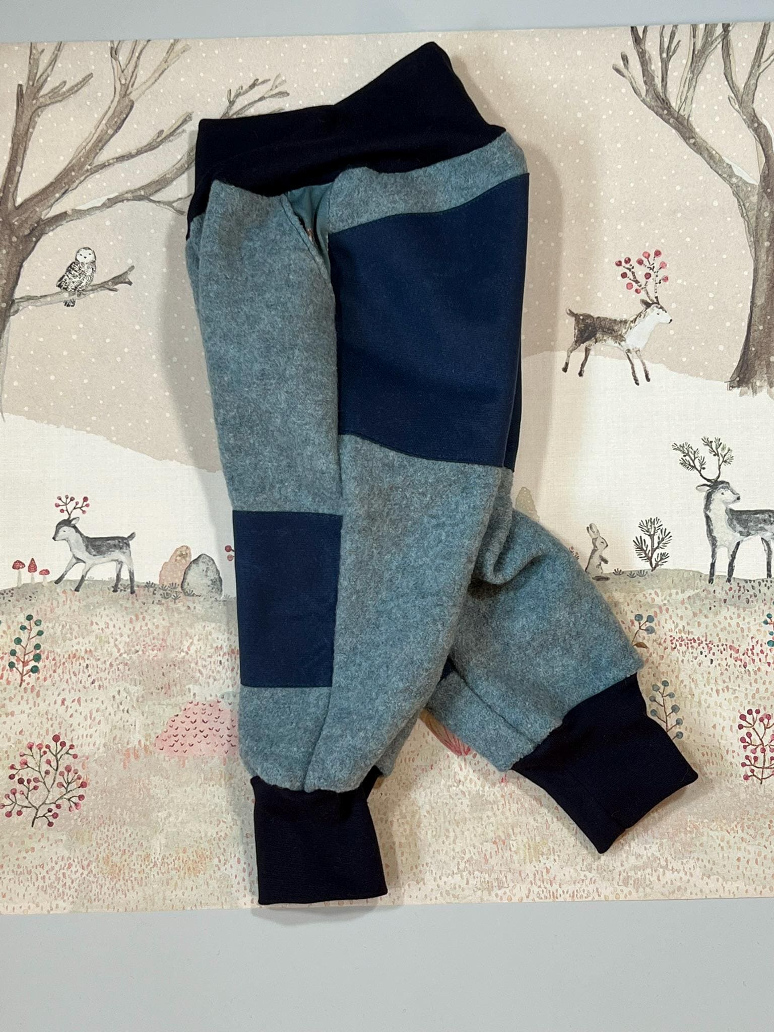 Wollwalk Outdoorhose Mit Oilskin Knie Und Po Nässeschutz Gr. 74-128 Wollwalk Outdoorhose Mit Oilskin Knie Und Po Nässeschutz Gr. 74-128 von allerhandarbeit