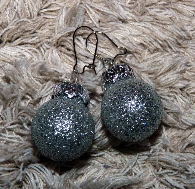 Weihnachten Ohrringe Kugelohrringe Klein von allesDABEIdesignShop