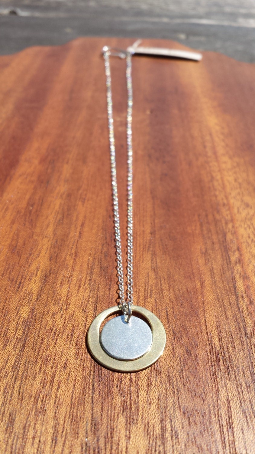 Sat-Halskette - Glatte Oberfläche Bronze Und Silber Hand Gestaltete Halskette von alliebstudios