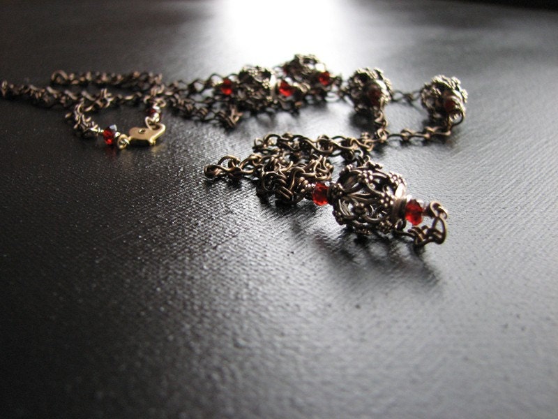 Granat Halskette - Regal von allsortsdesignstudio