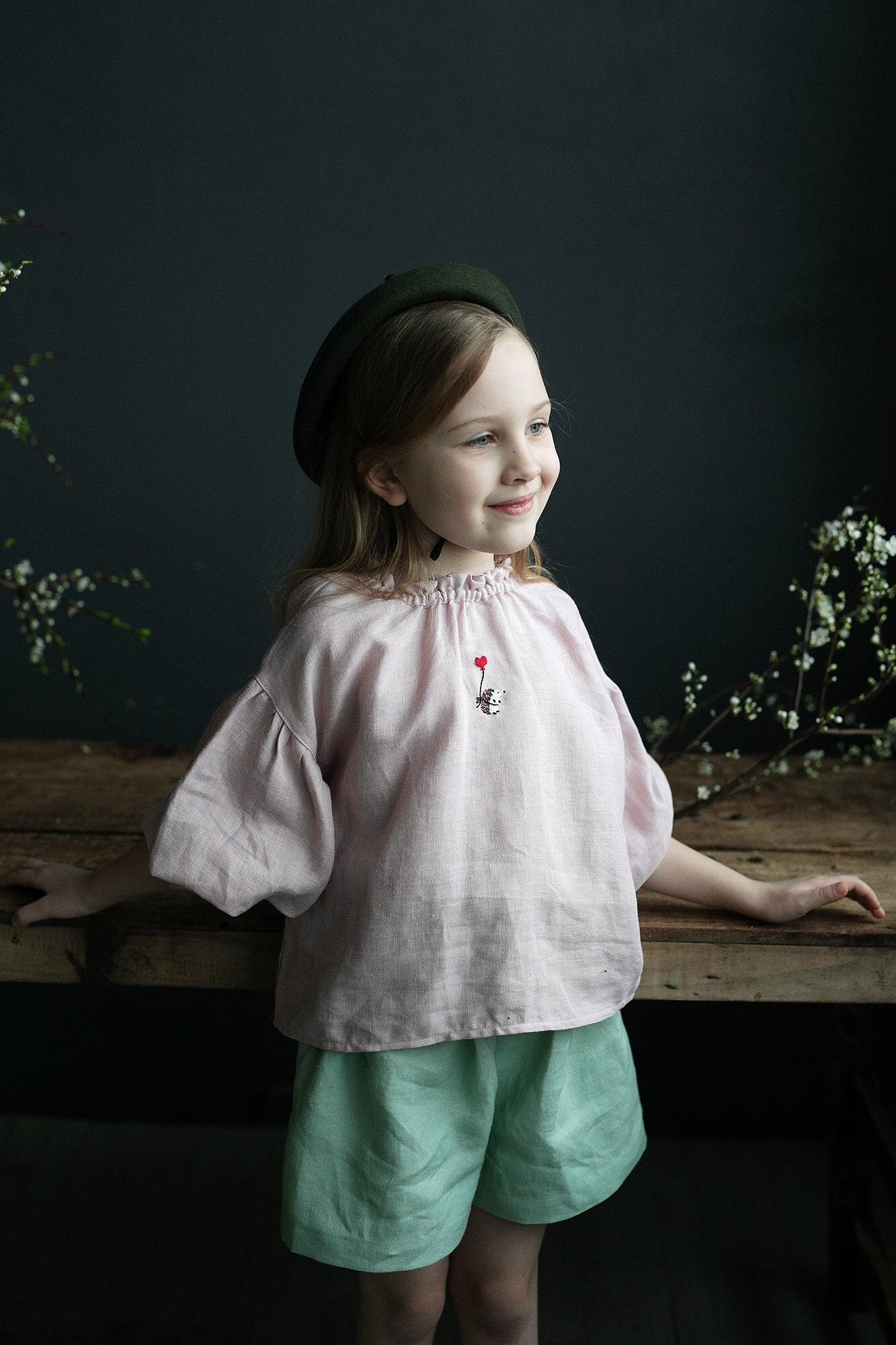 Baby Rosa Fallschirm Leinen Tunika, Igel Mit Herz Stickerei, Shirt Für Mädchen, Langarm Mädchen Top von allthebeautifullinen