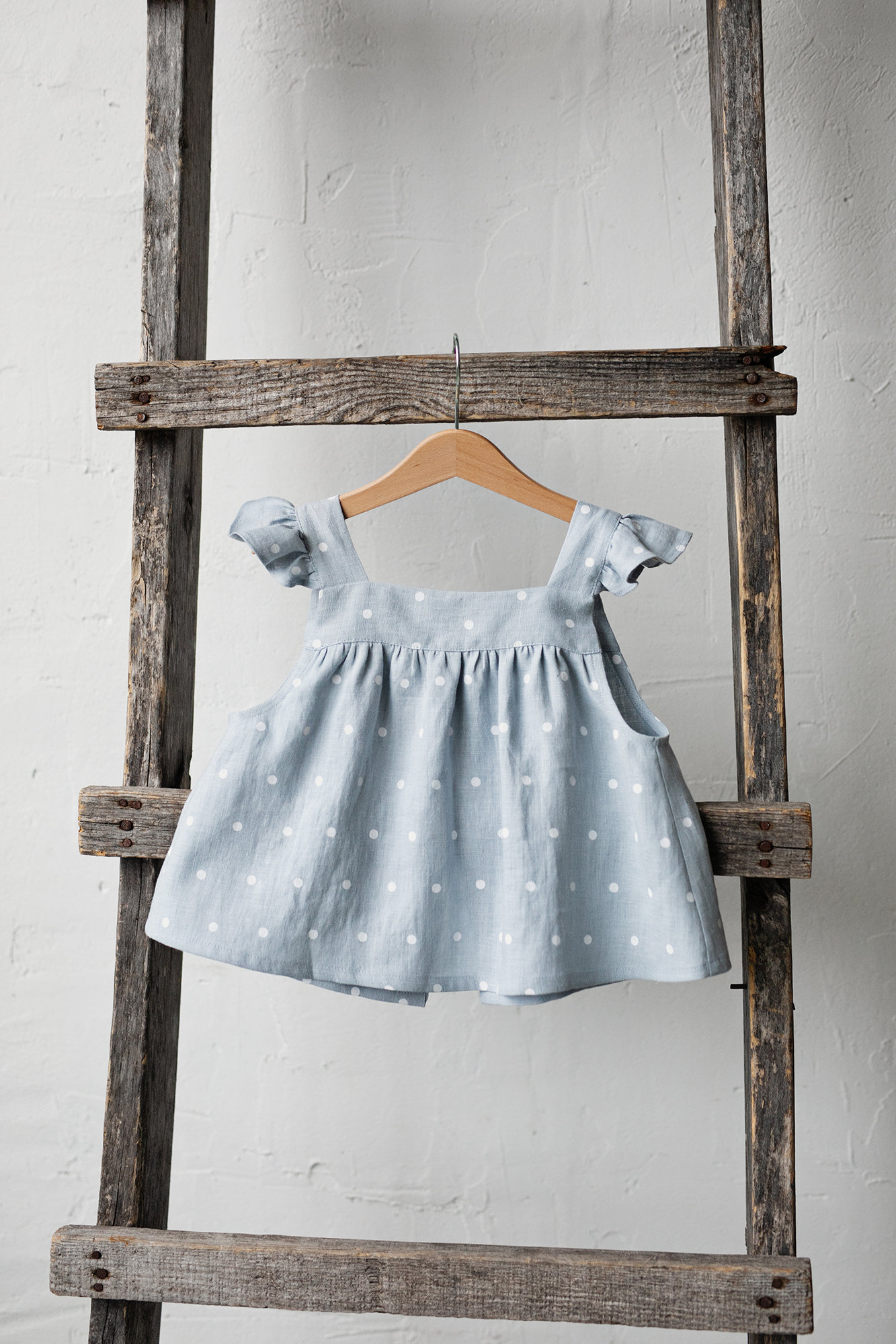 Blaues Polka Dot Festliches Vintage Shirt, Ärmelloses Leinen Shirt Für Mädchen, Kinder Mädchen Top, Baby Tops von allthebeautifullinen