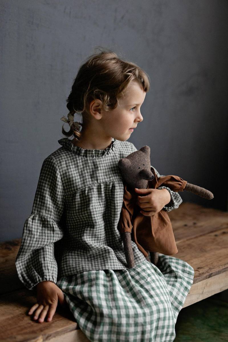 Grün Gingham Leinen Tunika Mädchen Rüschenkragen Langarm Shirt von allthebeautifullinen