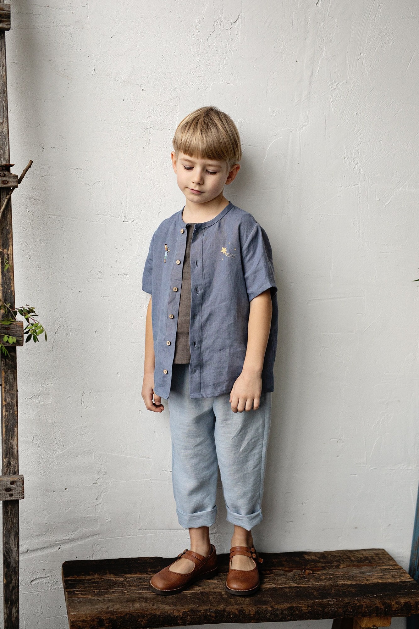 Himmelblaue Leinenhose, Unisex Verschiedene Stickereien, Leinenhose Kinder, Mädchen, Jungen von allthebeautifullinen