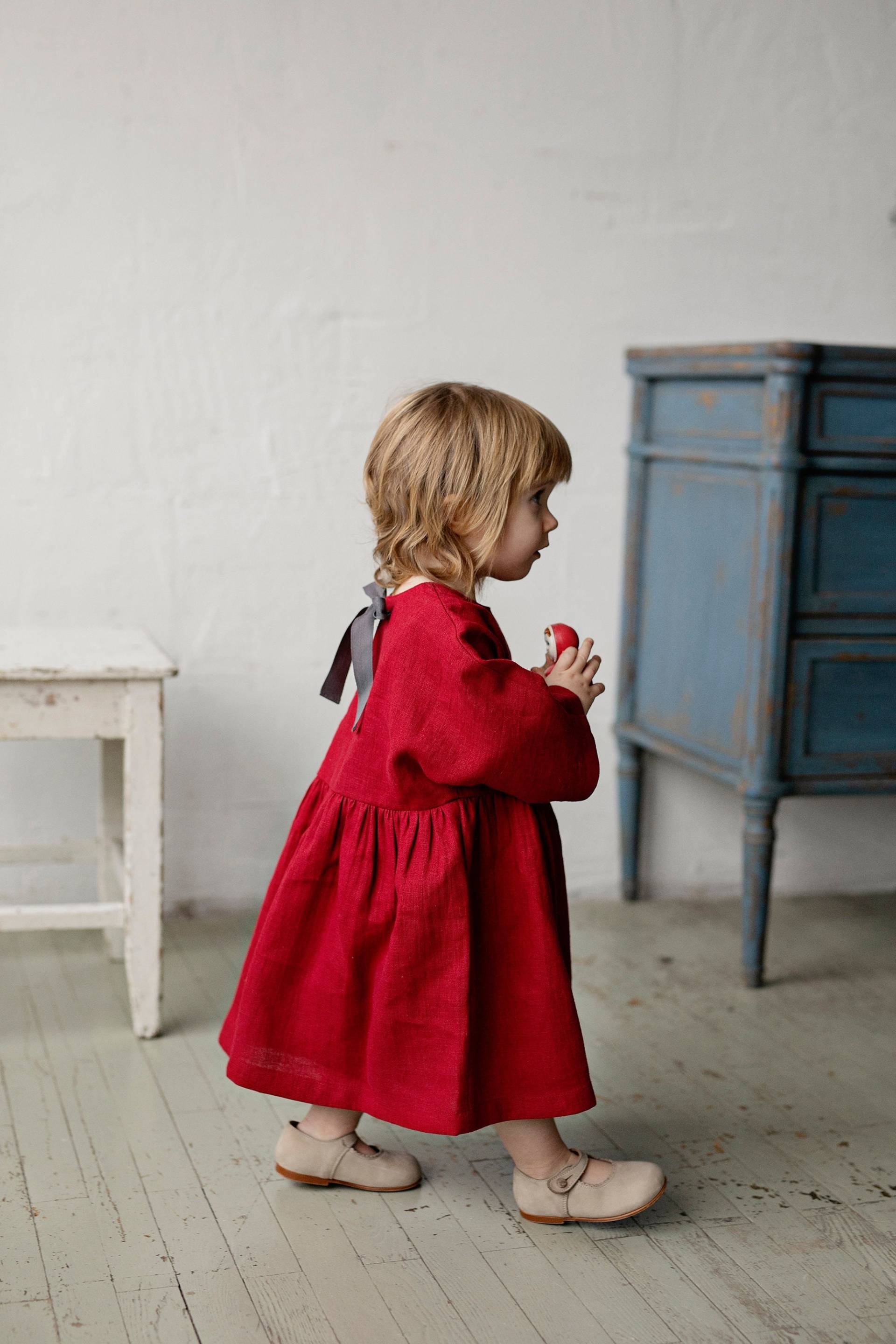 Kirsche Teekleid, Leinen Verschiedene Stickereien, Leinenkleid Für Mädchen, Blumenmädchenkleid, Mädchen von allthebeautifullinen