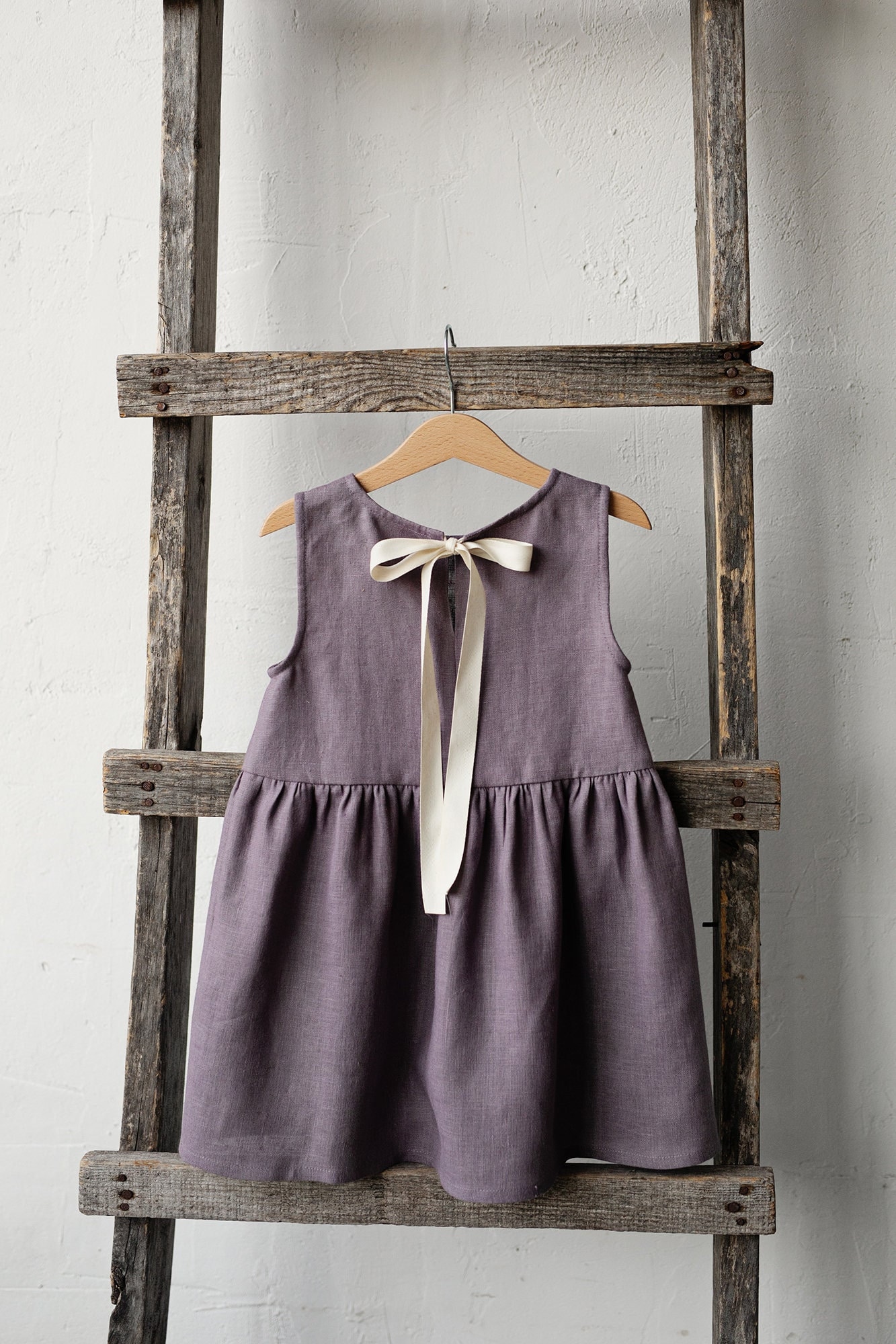 Mauve Smock Kleid, Leinen Ärmelloses Verschiedene Stickereien, Sommerkleid Für Mädchen, Blumenmädchenkleid, Mädchen Leinenkleid von allthebeautifullinen