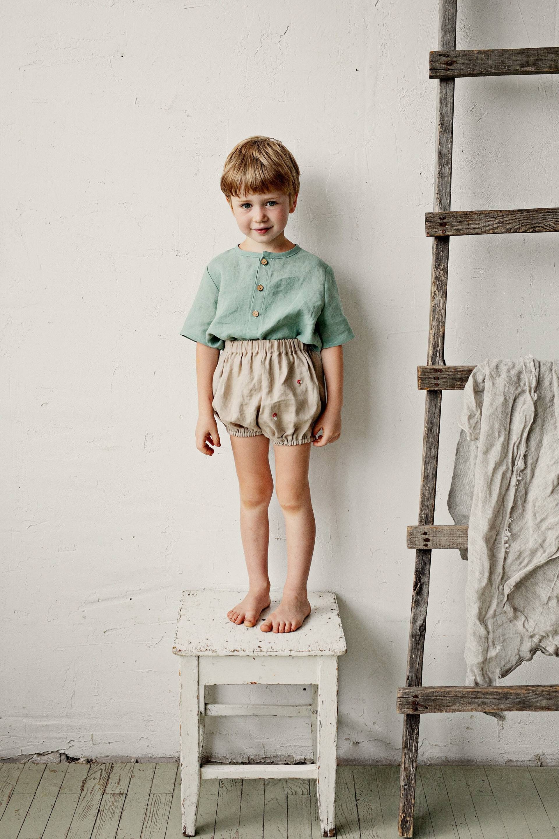 Mint Kurzarm Unisex Leinen Shirt, Verschiedene Stickereien, Shirt Jungen, Mädchen, Kinder von allthebeautifullinen