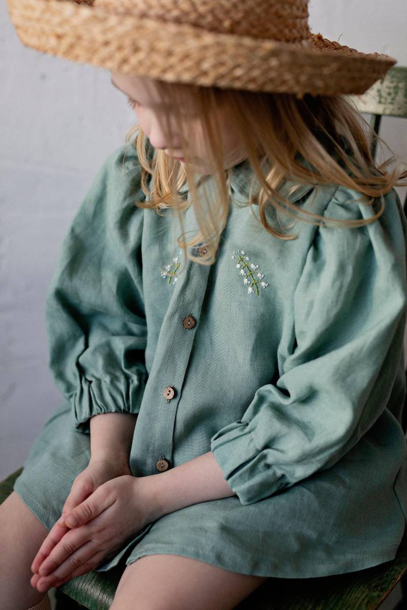 Mint Tunika Kleid, Leinen Verschiedene Stickereien, Peter Pan Kragen Button Down Kleid Für Mädchen, Leinenhemd Kinder von allthebeautifullinen