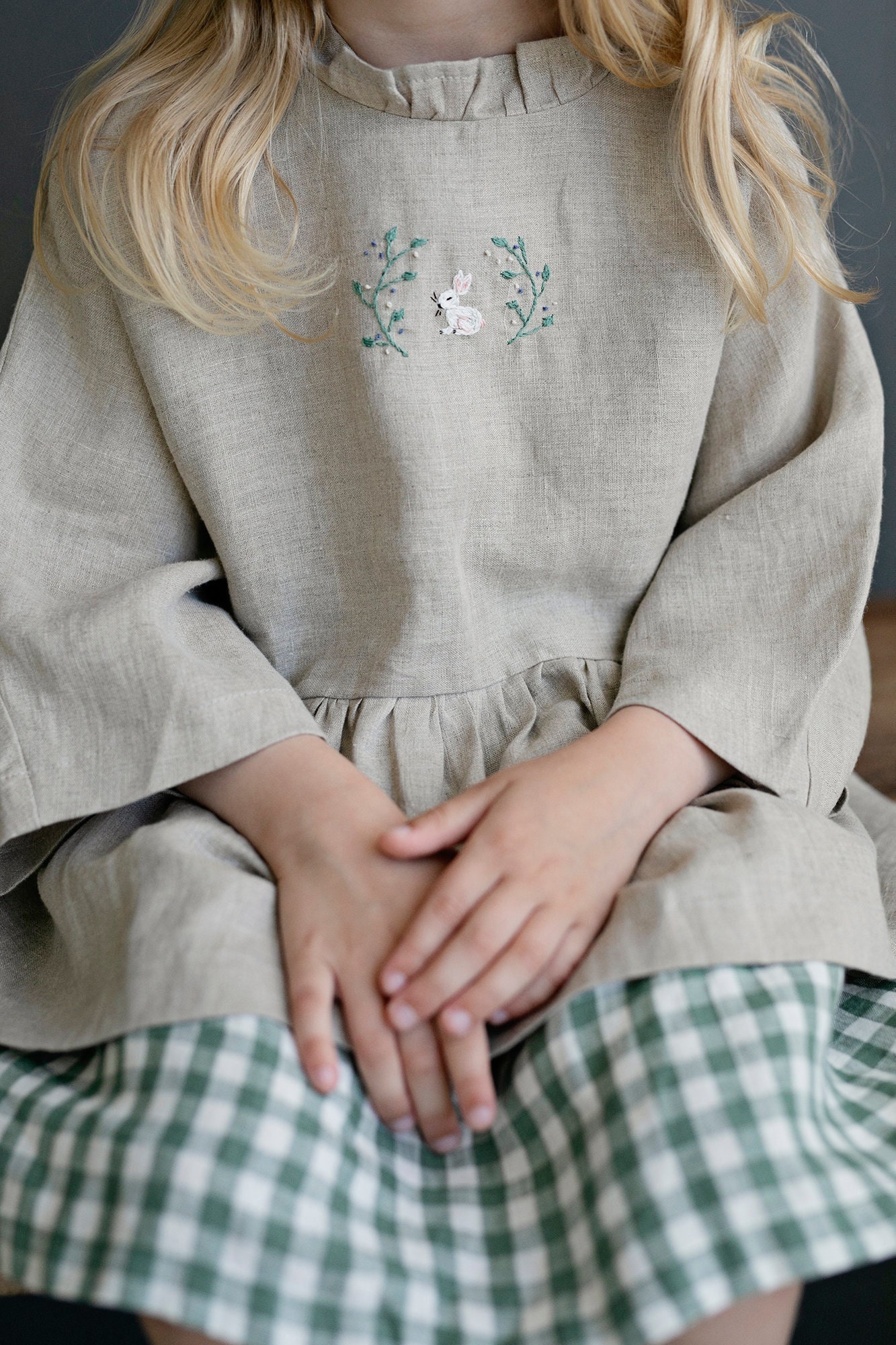 Natürliche Nord Tunika, Verschiedene Stickereien, Leinen Shirt Für Mädchen, Langarm Mädchen Top, Baby von allthebeautifullinen