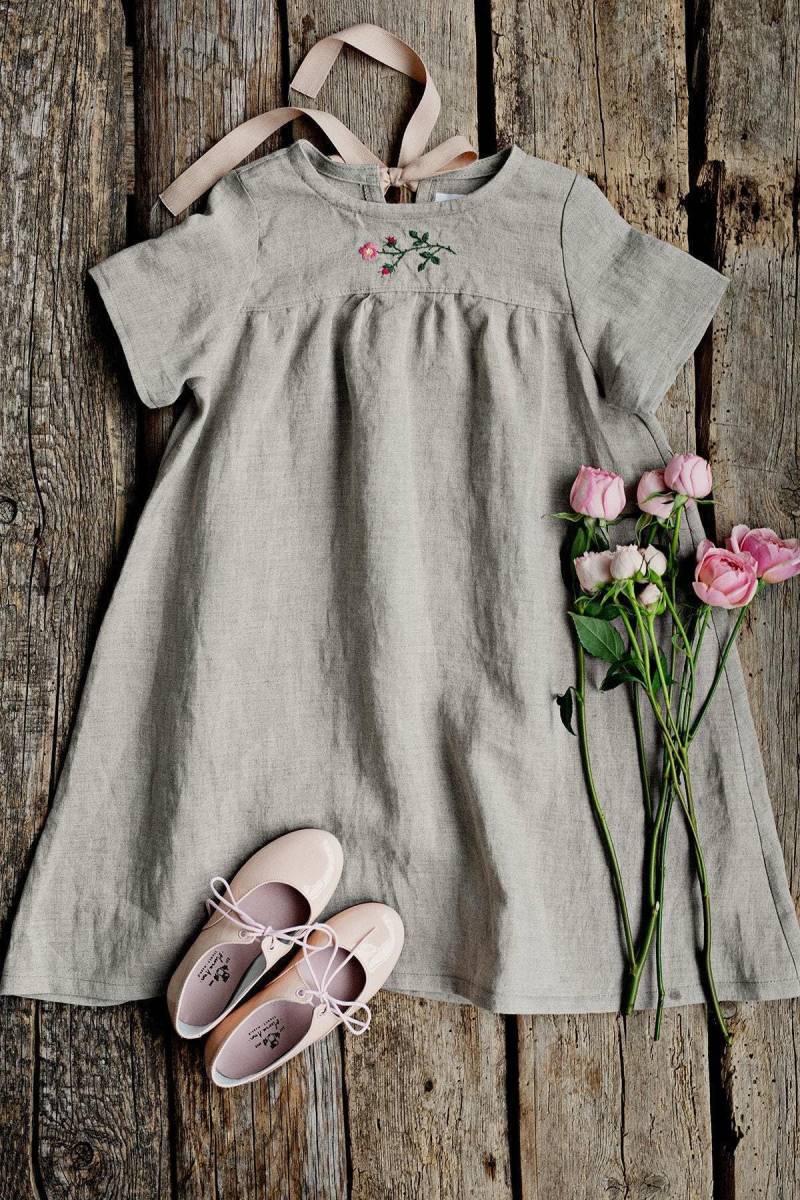 Besticktes Leinen Sommerkleid Natürliche Kurzarm Mädchenkleid von allthebeautifullinen