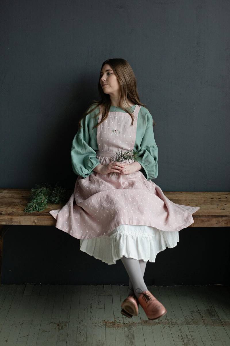 Rosa Leinen Trägerkleid, Leinenkleid Gepunktete Schürze Rosa Leinen Trägerkleid, Leinenkleid Gepunktete Schürze von allthebeautifullinen