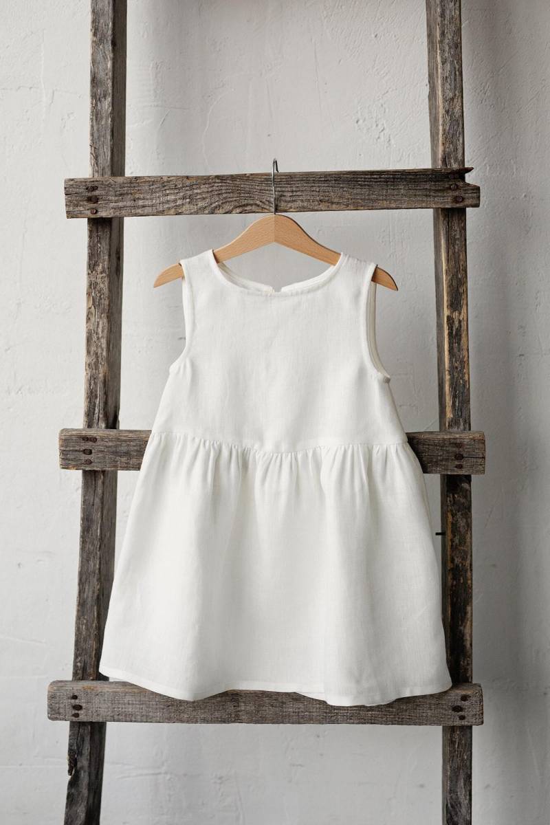Weißes Leinen Smok Kleid Ärmelloses Besticktes Sommerkleid von allthebeautifullinen
