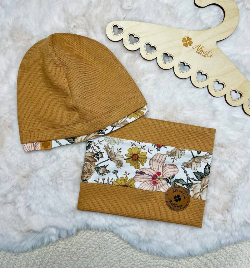 Beanie Mütze Und Loop Aus Waffeljersey/Jersey in Camel Jersey Retro Garden, Blumen, Herbst Winter, Übergang, Mädchen Ku 45-60 von almiLiDesign
