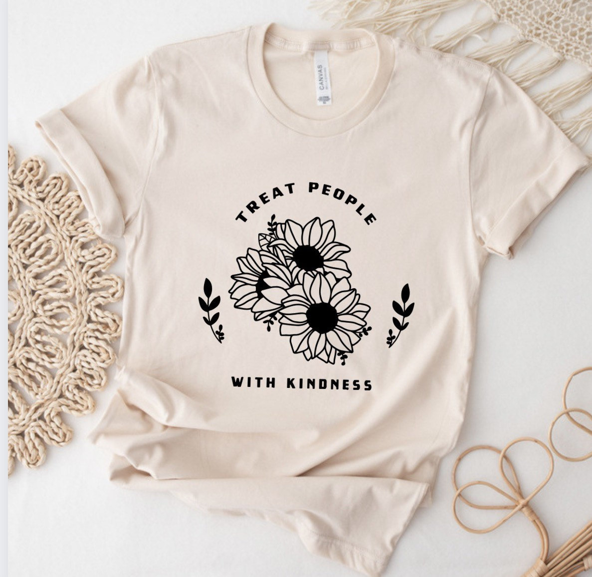 Treat People With Kindness Shirt, Be Kind Matters T Geschenk Für Sie, Sonnenblumen Shirt von almondbutterfly