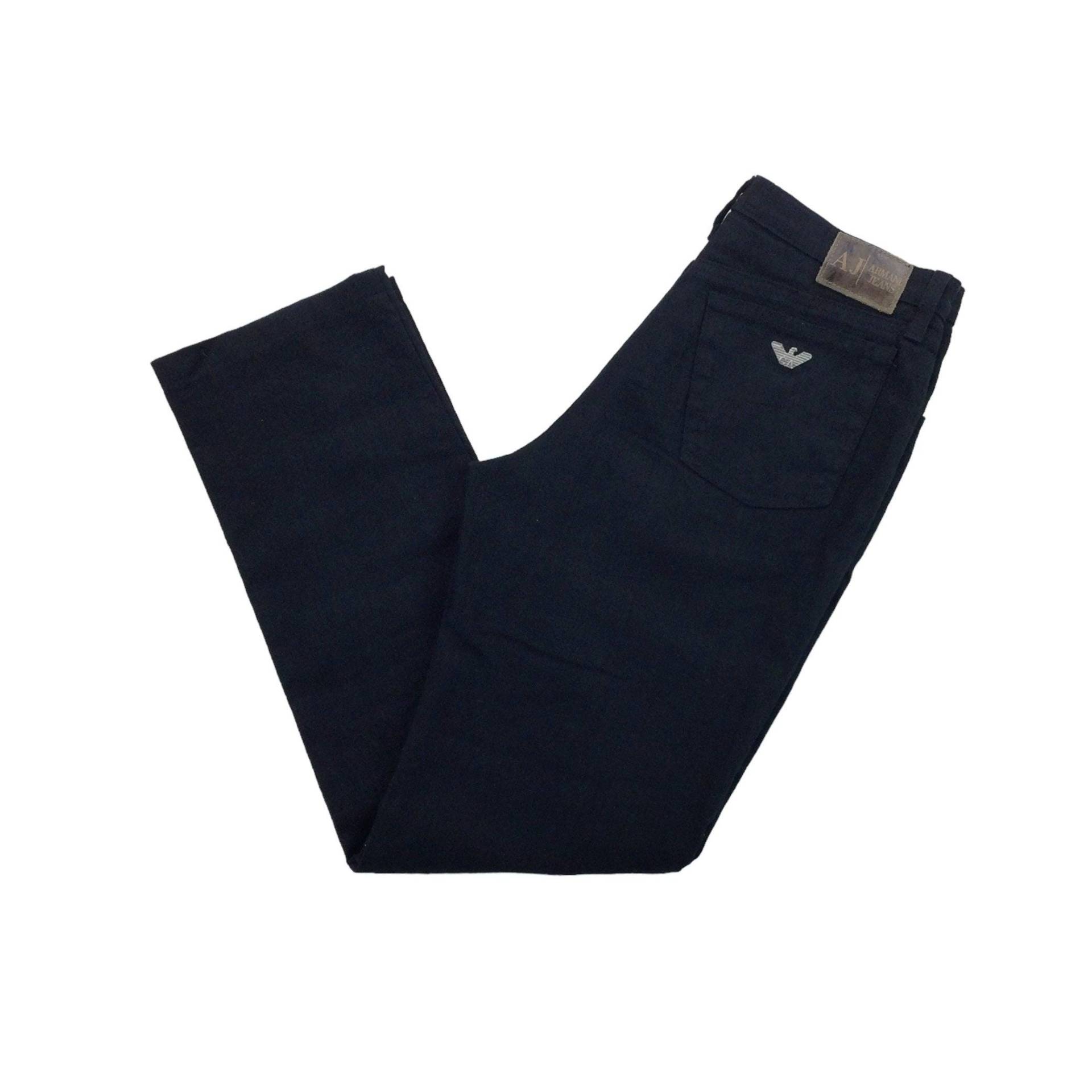 Moderne Y2K Frauen Armani Jeans Hose - W28 L28 Größe Weibliche Gebrauchte Unterseite Moderne Y2K Frauen Armani Jeans Hose - W28 L28 Größe Weibliche Gebrauchte Unterseite von aloisstudio
