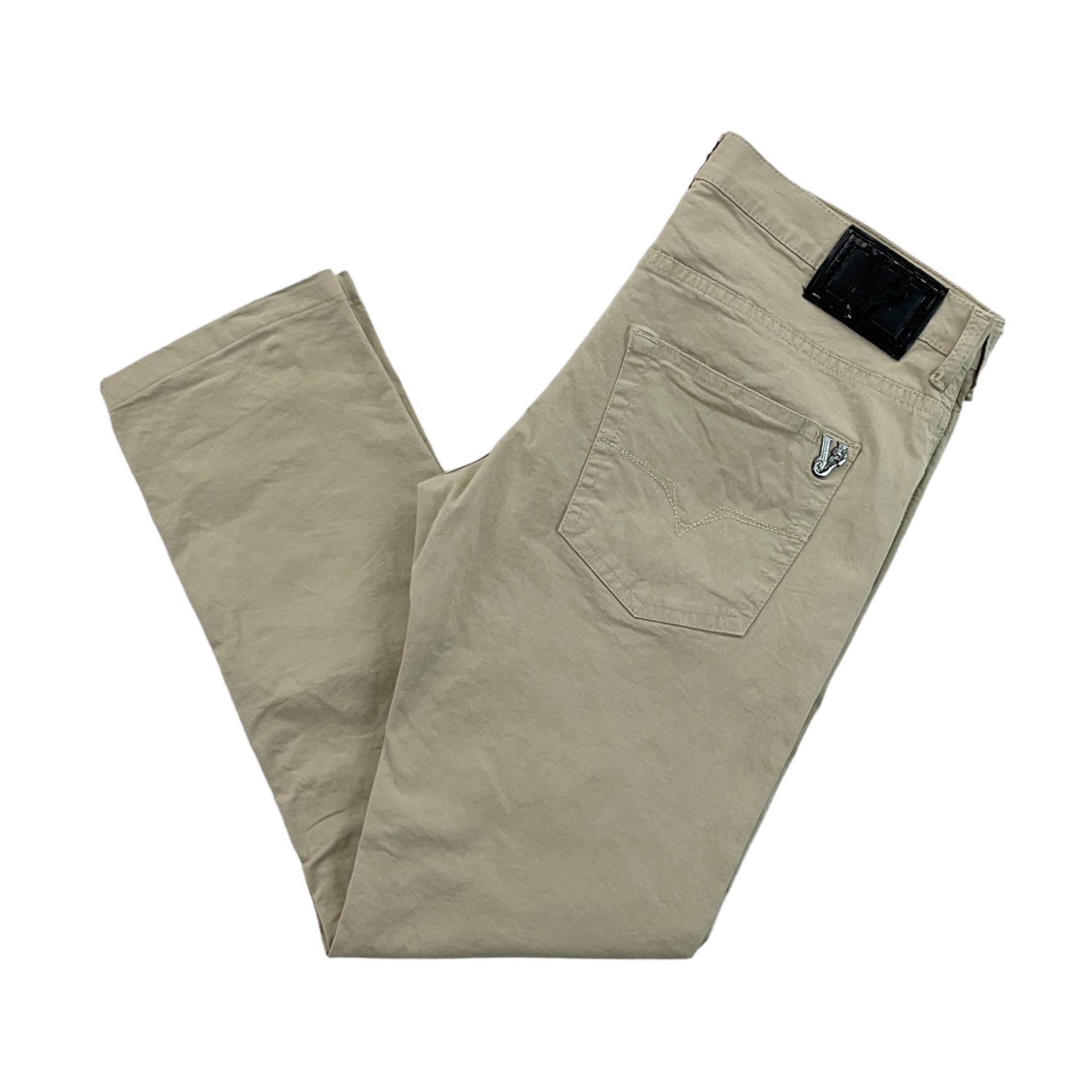 Versace Jeans - Herren-Hose 44 Größe Gebrauchte Unterteile Versace Jeans - Herren-Hose 44 Größe Gebrauchte Unterteile von aloisstudio