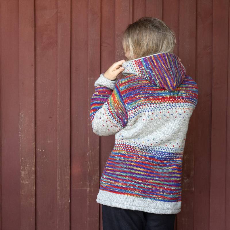 Wolljacke Modell Maxima Regenbogen Helllgrau - Abnehmbare Kapuze Komplett Gefüttert von alpengoa