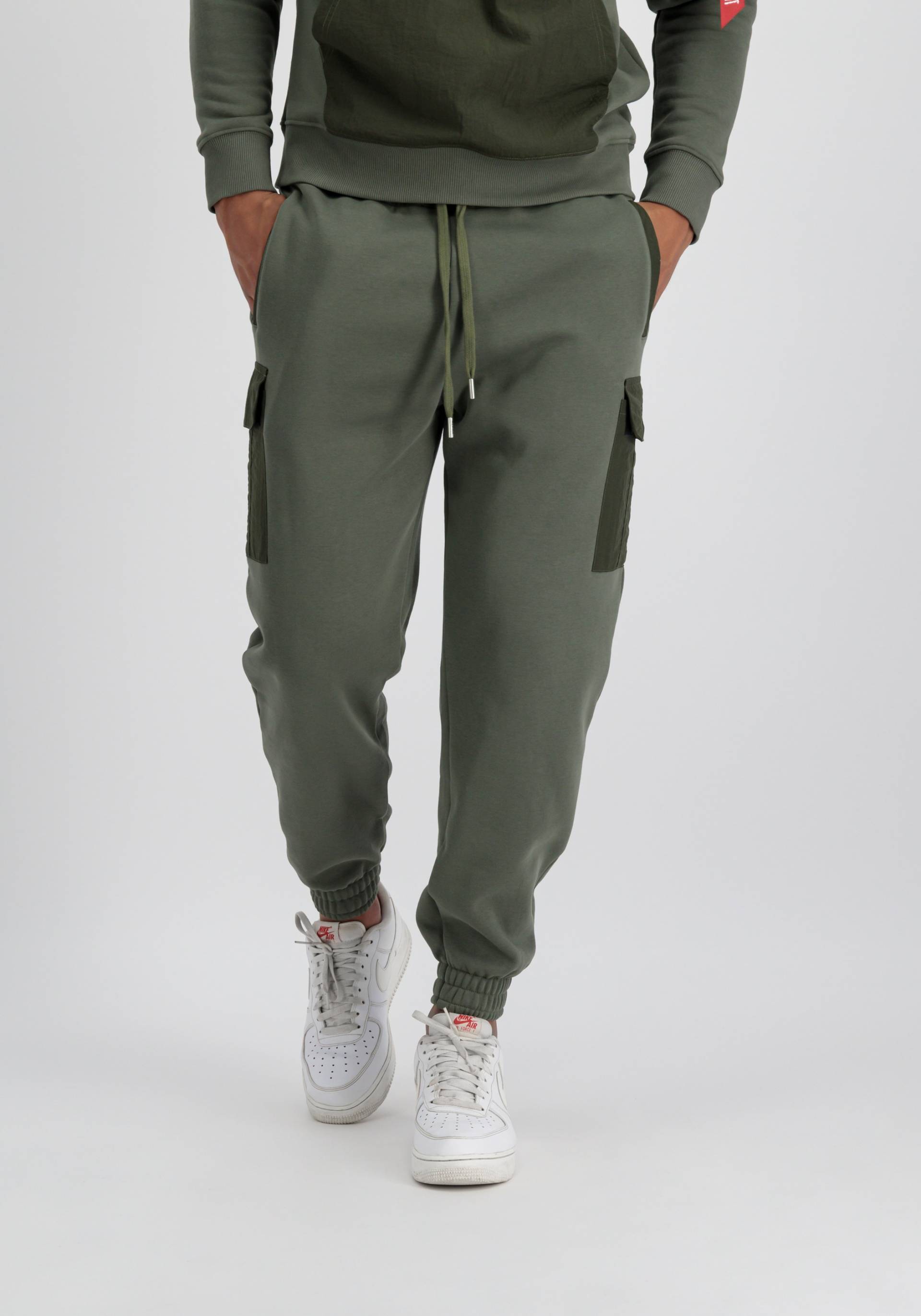 Alpha Industries Jogginghose "ALPHA INDUSTRIES Men - Jogger Sweat Nylon Cargo Jogger" von alpha industries