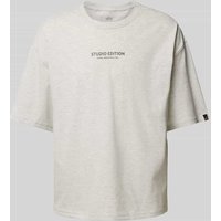 Alpha Industries T-Shirt mit Label-Print Modell 'Studio Edition' in Hellgrau Melange, Größe XXL Alpha Industries T-Shirt mit Label-Print Modell 'Studio Edition' in Hellgrau Melange, Größe XXL von alpha industries