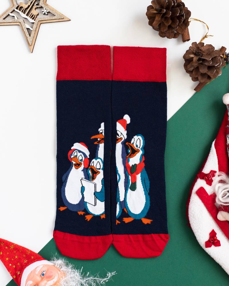 Weihnachtssocken - Weihnachtsgeschenk Merry Christmas Weihnachtsmann Pinguin Adventsgeschenk Winter Bunte Socken von altisocks