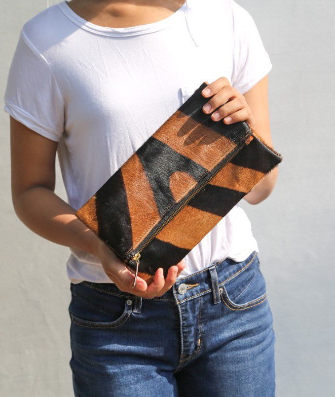 Animal Print, Zebra Fold Over Clutch, Zebra-Print-Leder-Clutch, Leder-Kalbshaar-Clutch, Leder-Clutch, Kuhfell-Leder-Clutch Animal Print, Zebra Fold Over Clutch, Zebra-Print-Leder-Clutch, Leder-Kalbshaar-Clutch, Leder-Clutch, Kuhfell-Leder-Clutch von alusIndonesia