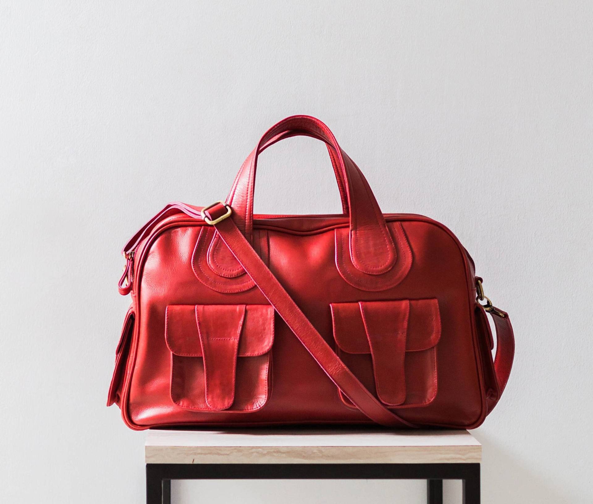 Mary - Kastanienbraune Damen Reisetasche, Weekender Tasche, Kastanienbraun Nachttasche, Leder Tasche Mary - Kastanienbraune Damen Reisetasche, Weekender Tasche, Kastanienbraun Nachttasche, Leder Tasche von alusIndonesia