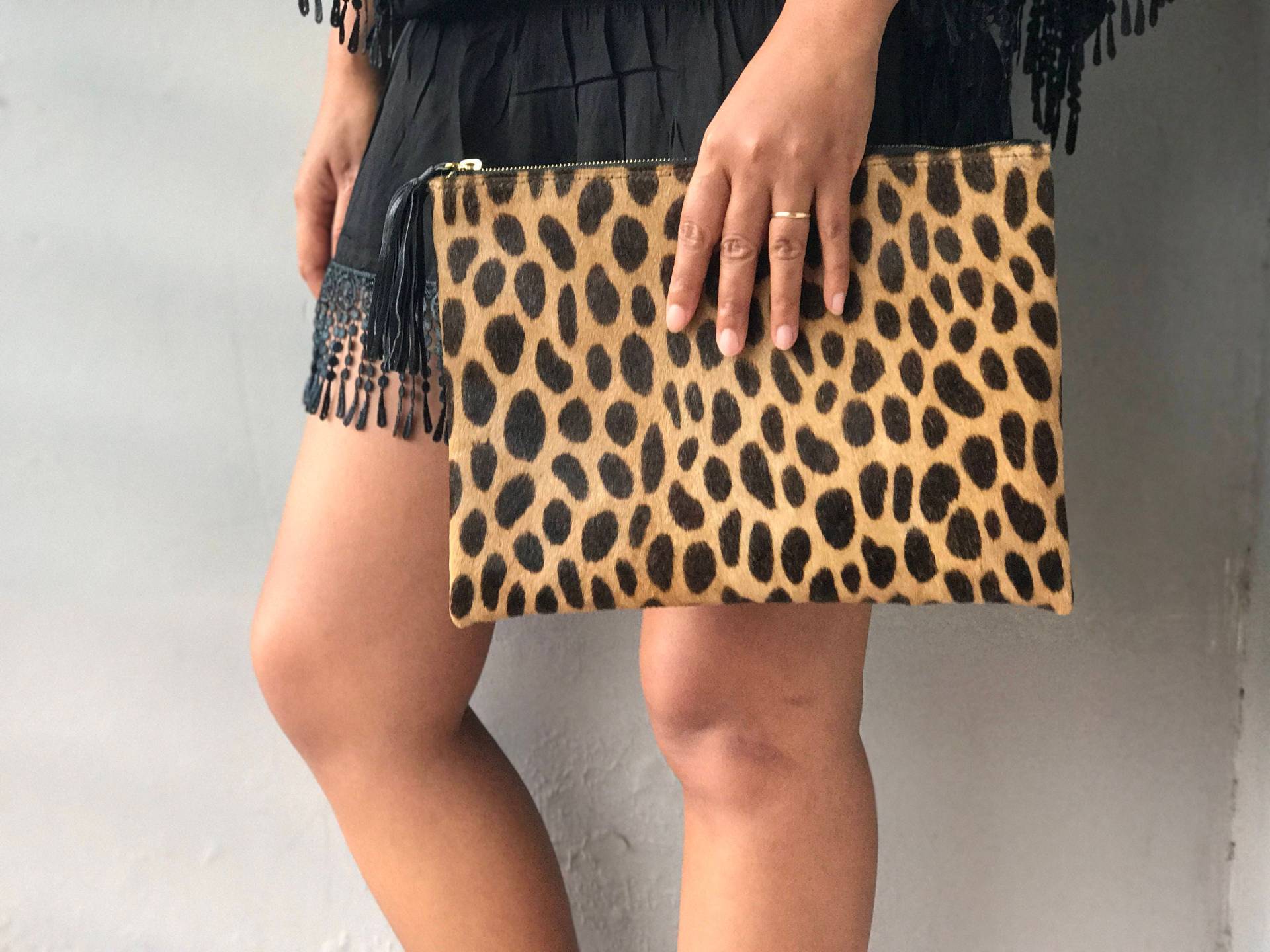 Medium Flache Clutch, Leopard Großer Fleck Leoparden Geldbörse, Animal Print Echtes Leder Medium Flache Clutch, Leopard Großer Fleck Leoparden Geldbörse, Animal Print Echtes Leder von alusIndonesia