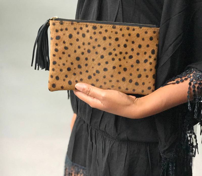 Wallet Größe Flache Kleine Fleck Leopard Clutch, Echtes Leder Animal Print Lea Wallet Größe Flache Kleine Fleck Leopard Clutch, Echtes Leder Animal Print Lea von alusIndonesia