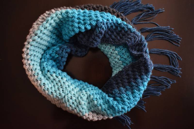 Blaue Feder Bean Gugel von alysamccrafts