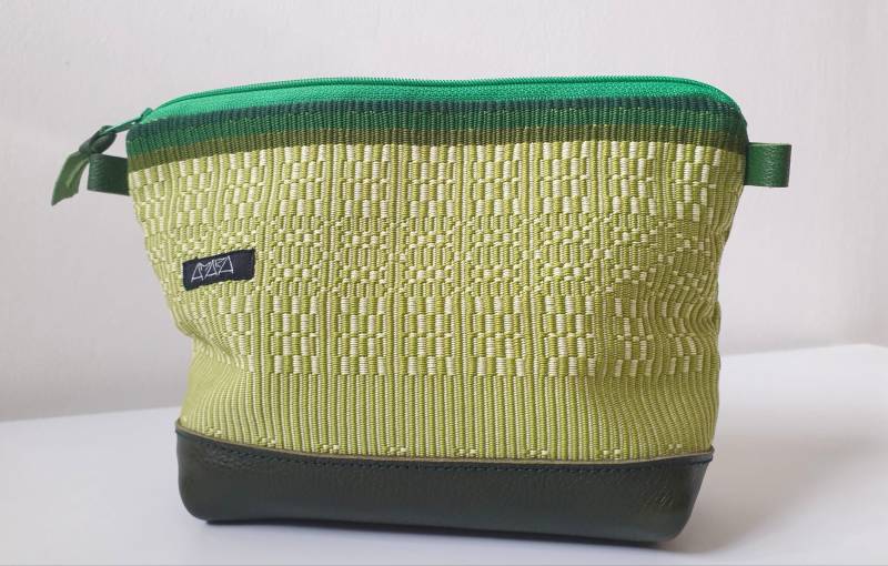 Handgewebte Kleine Tasche, Necessaire, Clutch Oder Umhängetasche von amaratextil