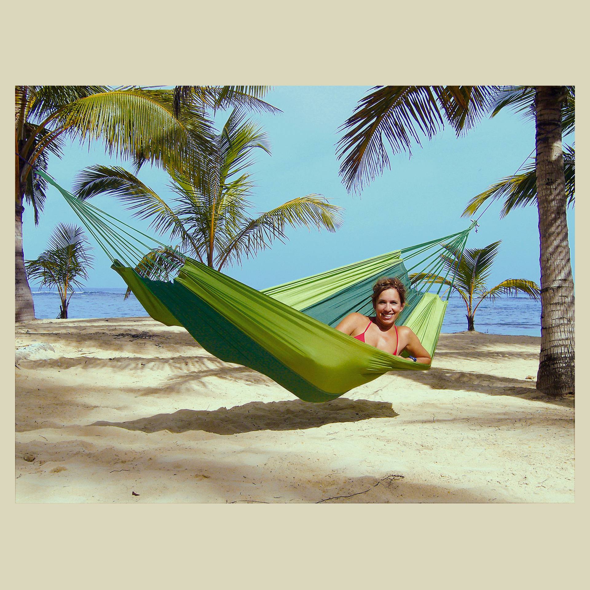 Silk Traveller Leichthängematte Farbe forest grün Silk Traveller Leichthängematte Farbe forest grün von amazonas