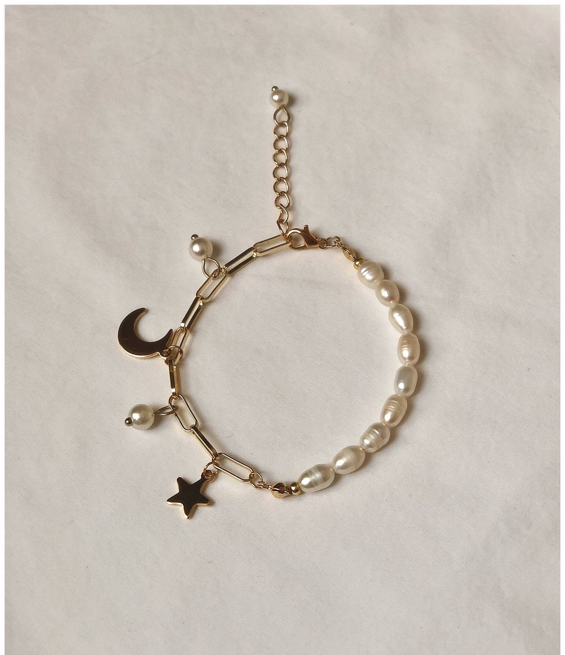 Armband Charming Pearls Armband Charming Pearls von amelieadina