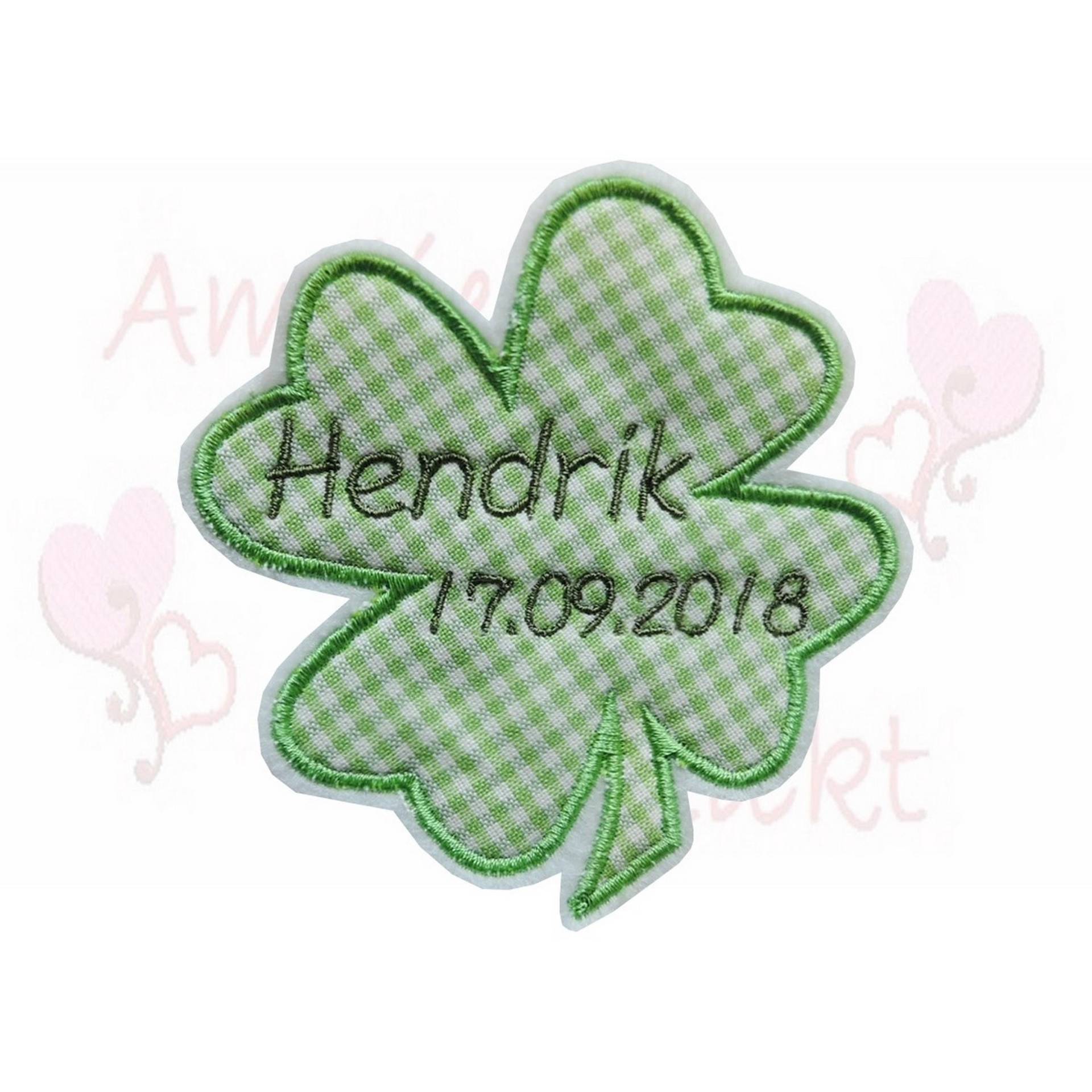 Gestickter Button Kleeblatt - Mit Name Und Datum Applikation in Grün Aufnäher Handmade Patch Filz Gestickter Button Kleeblatt - Mit Name Und Datum Applikation in Grün Aufnäher Handmade Patch Filz von ameliesweltstickt