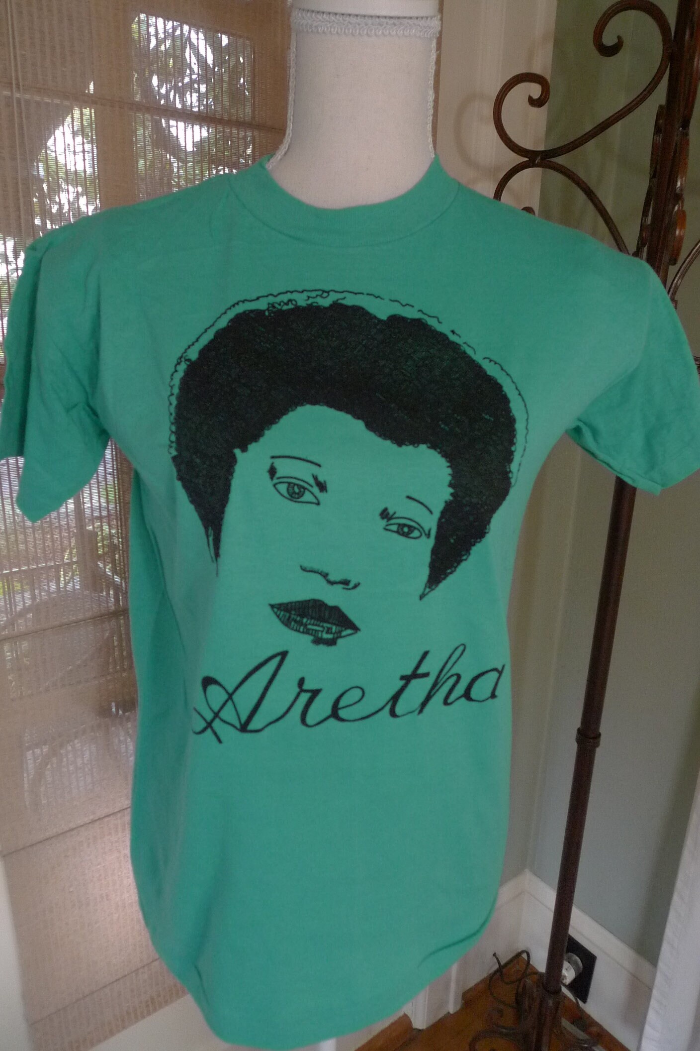 1970S Aretha Franklin Single Stitch Shirt | C Licensed Roach "74 Damen M | 38 von americanvintageprtld