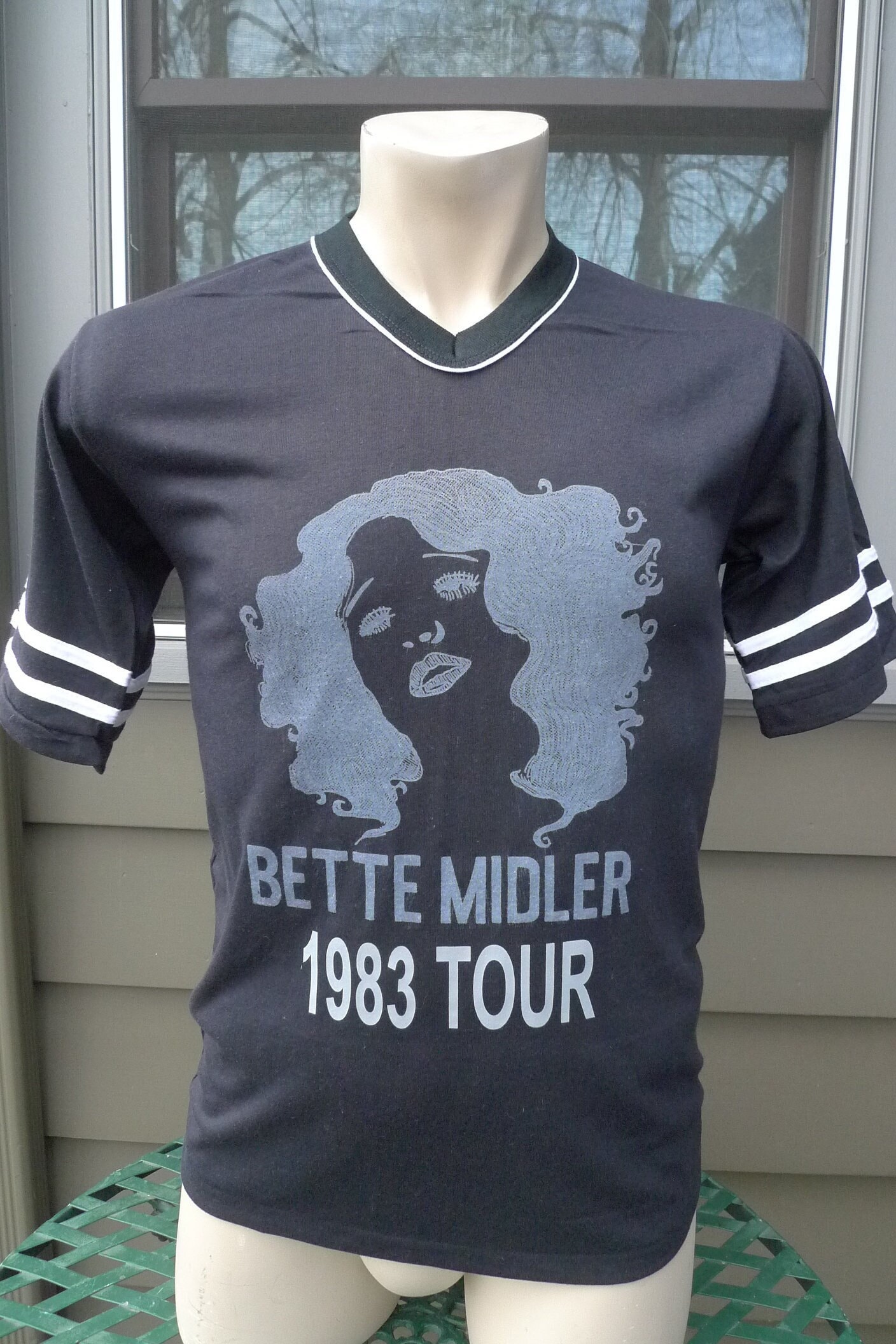 1983 Bette Midler Single Stitch Shirt | C Lizensiert Von Roach "83 Herren S | 38 von americanvintageprtld