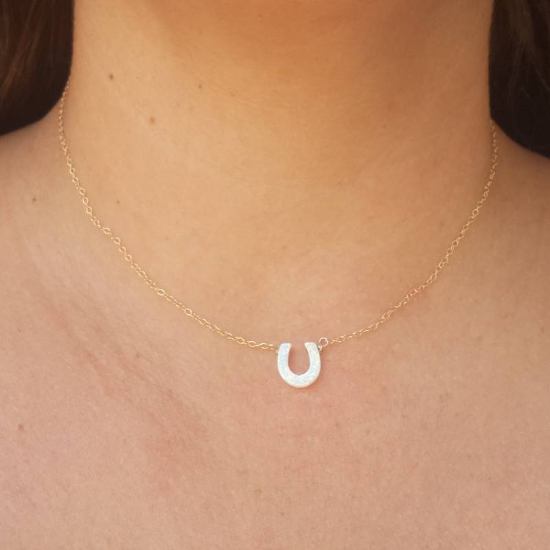 Opal Halskette, Opal Hufeisen, Weiße Halskette, Kleine Halskette, Zierliche Schmuck, Geschenk Für Sie von amitvtamar