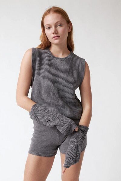 amt.studio Weich Vest - grey von amt.studio
