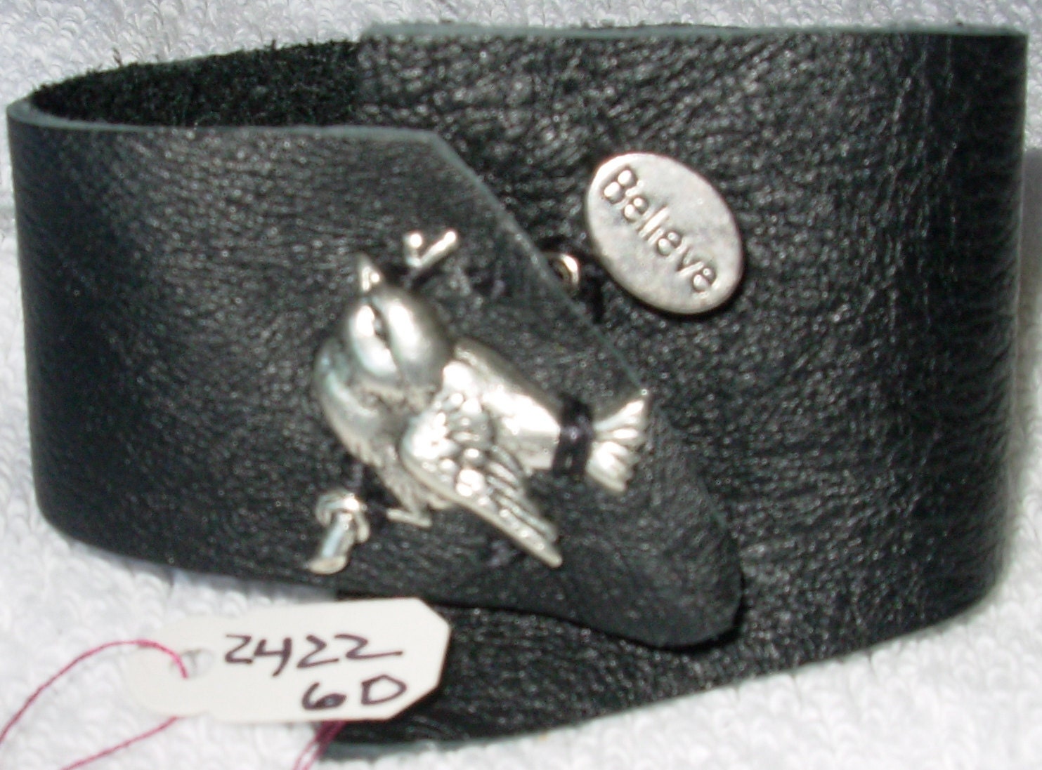 Ein Von Einer Art Einzigartig Gestalteten Lederarmbänder, Leicht Für Passant Angepasst. Großes Inventar Alle in Design Und Farbe, Fragen Sie Einfach Ein Von Einer Art Einzigartig Gestalteten Lederarmbänder, Leicht Für Passant Angepasst. Großes Inventar Alle in Design Und Farbe, Fragen Sie Einfach von amybrust