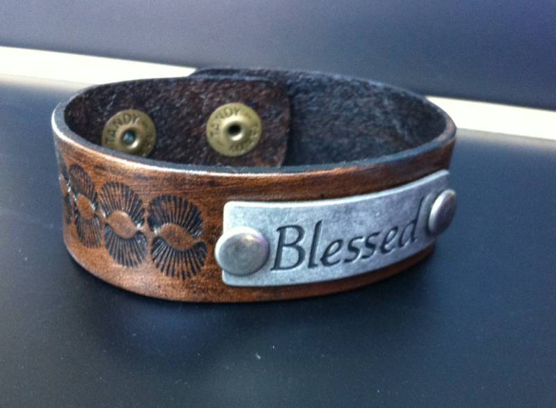Leder Armreif Blessed Armband von amyhartt