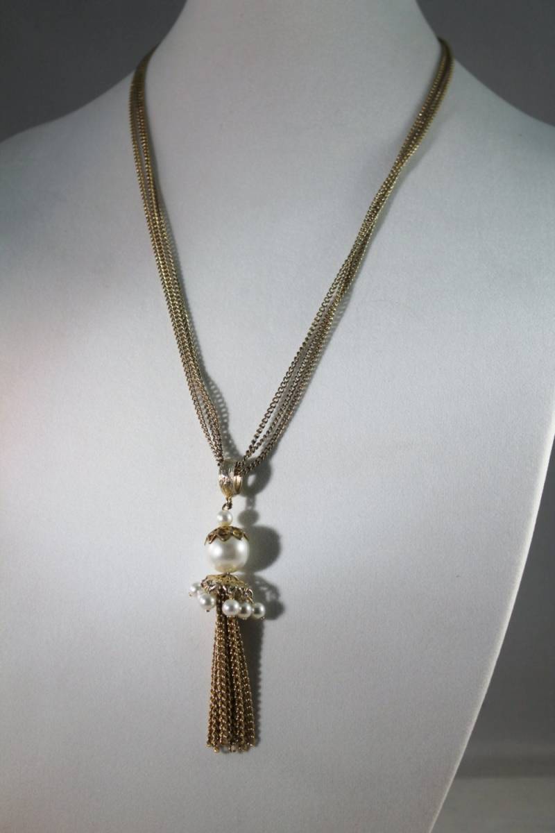 Ältere Goldenen Multi-strang Mit Faux Perlen Tropfen Anhänger Halskette von amyrigs