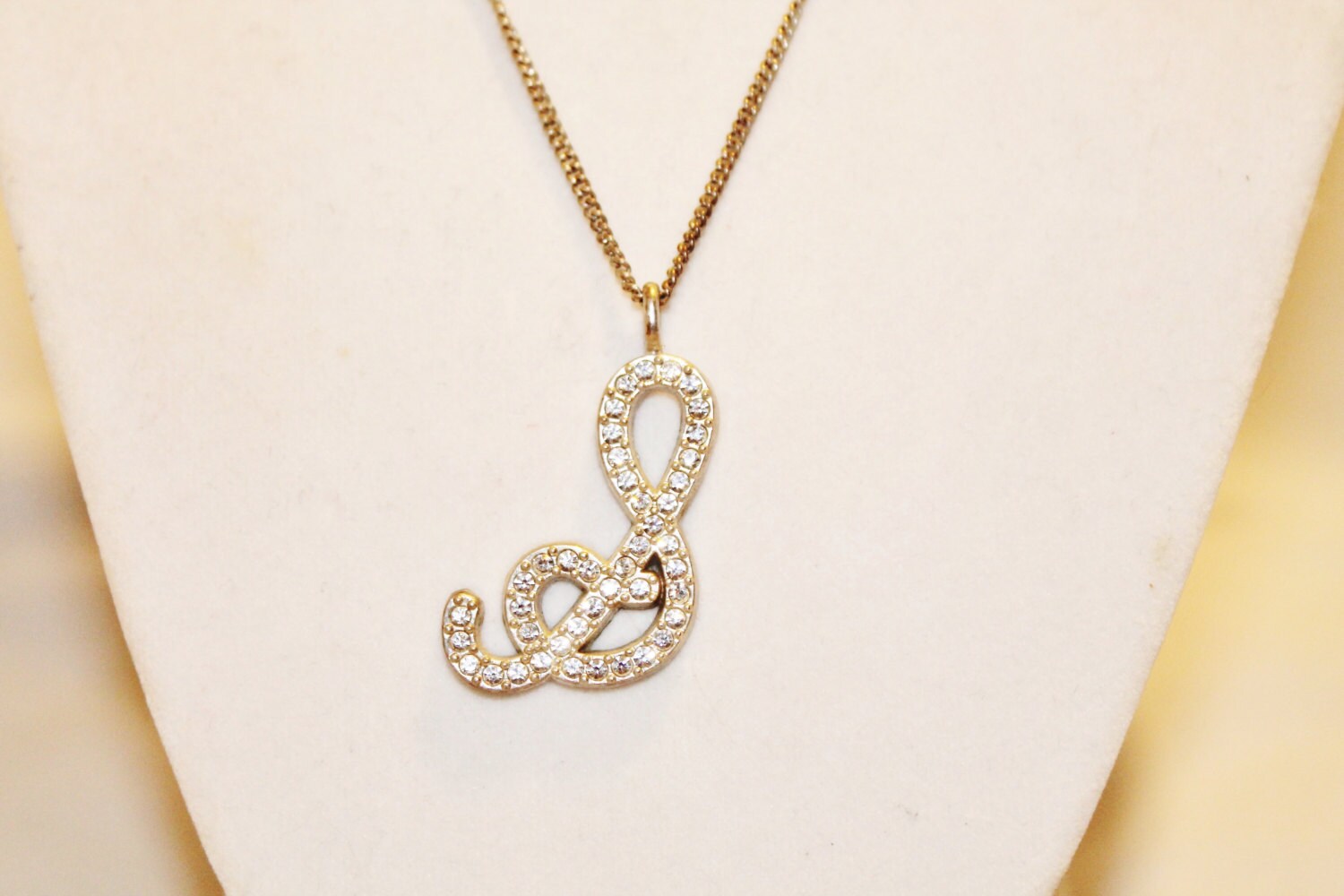 Hübsche S Mit Kristallen Silvertone Halskette von amyrigs