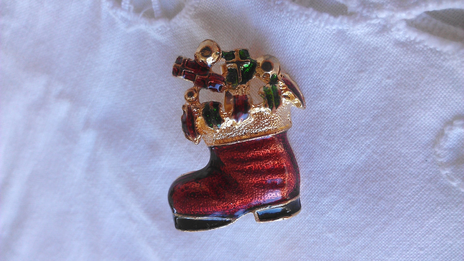 Santa-Boot Mit Dieser Pin/Brosche von amyrigs